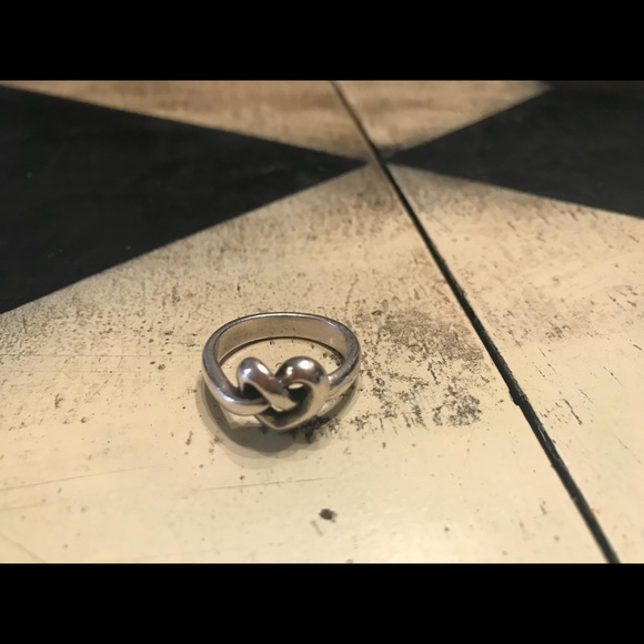 ‘Heart Knot’ Ring - Picture 1 of 2